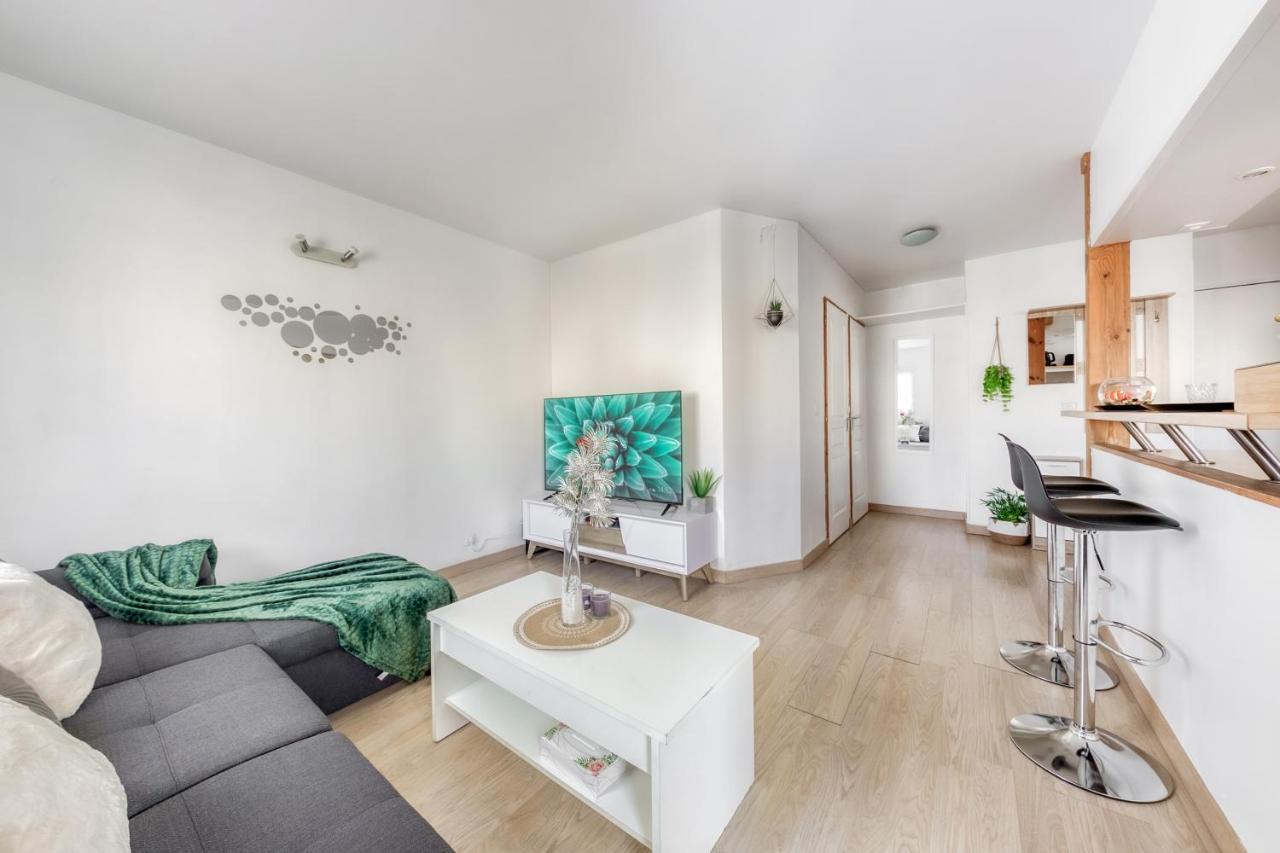Next To Disneyland -Palm Spring Torcy  Bagian luar foto