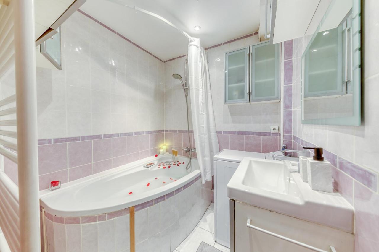 Next To Disneyland -Palm Spring Torcy  Bagian luar foto